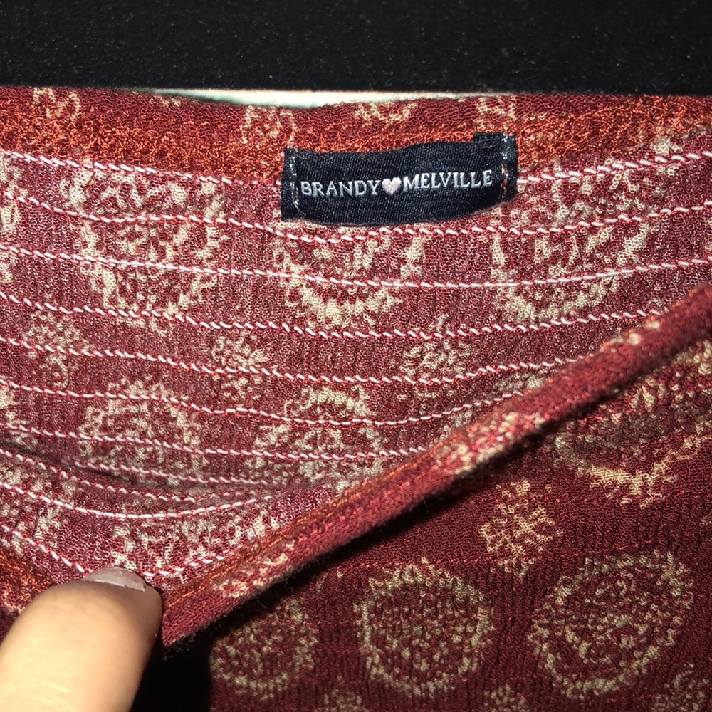 Brandy Melville crop top - Picture 3 of 3